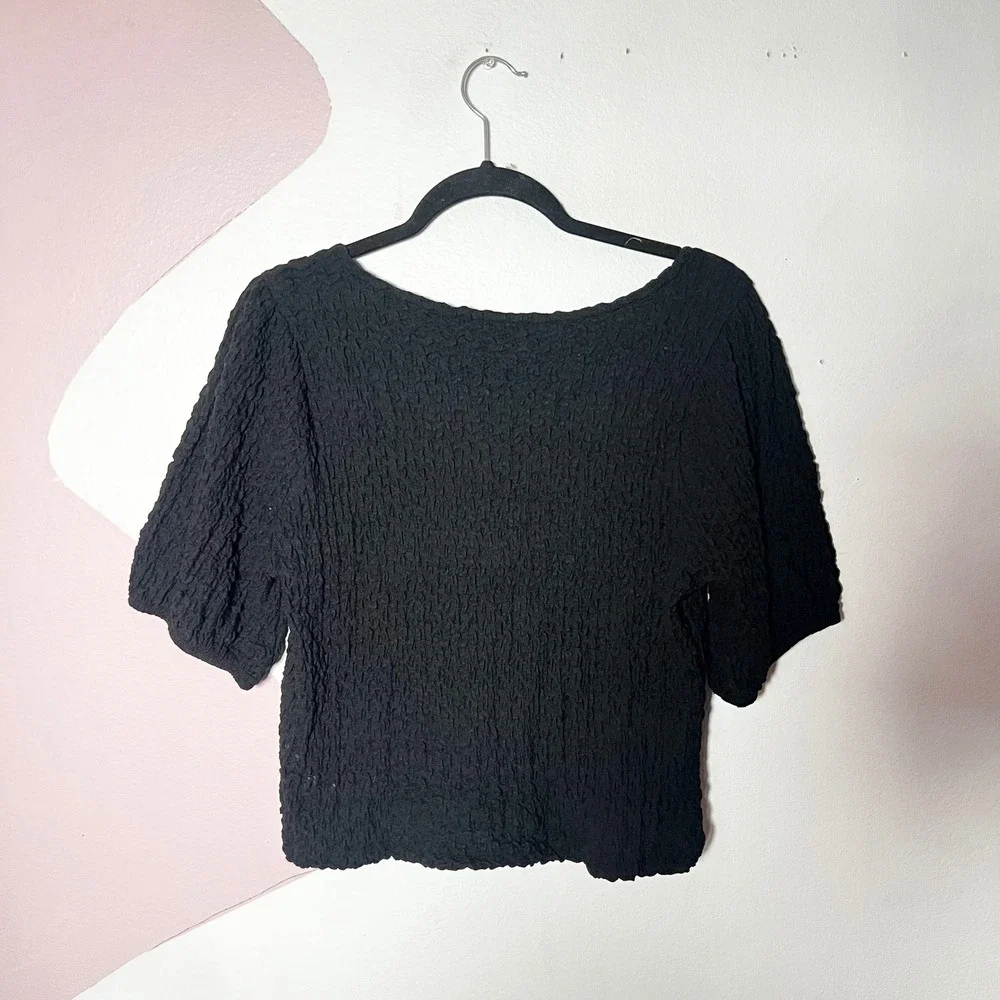 Anthropologie Lea & Viola Top Large Black Puff Sleeve Textured Short Sleeve